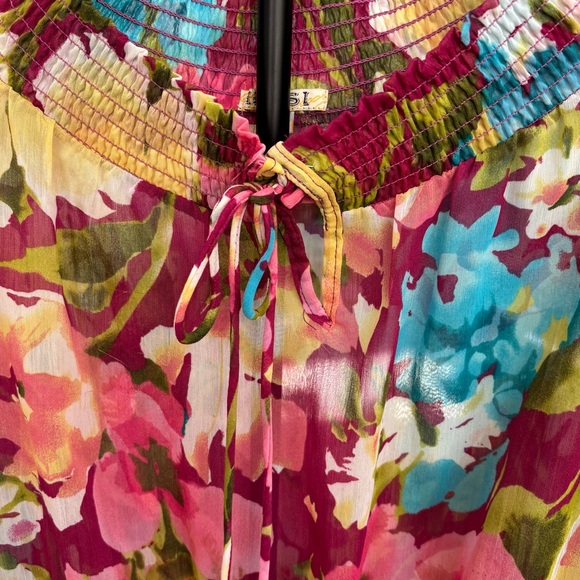 Hessi Pink/Blue/Green/Yellow Floral SheetSmocked Women's Top Size Small - Picture 8 of 8